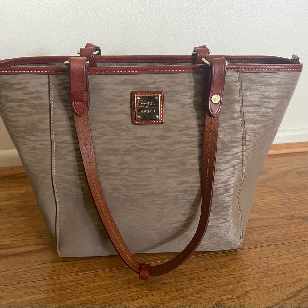 Dooney & Bourke Structured Bag